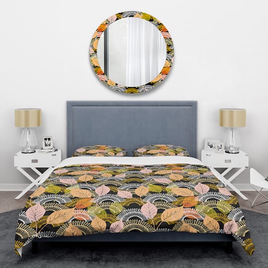 Designart 'Autumn leaves lace textured pattern' Mid-Century Duvet Cover Set